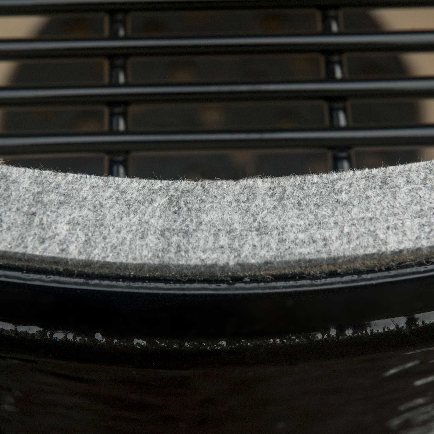 Primo Oval Large 300 Ceramic Kamado Grill with Cradle & Side Shelves