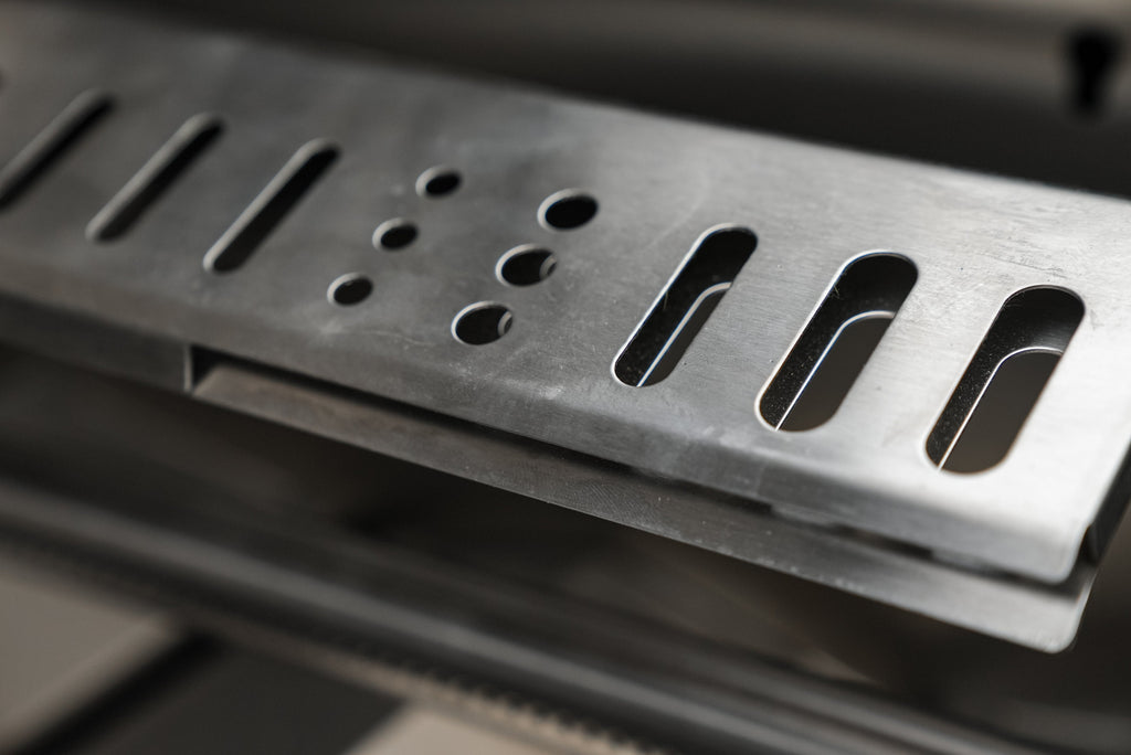 Mont Alpi 400 Deluxe BBQ Grill Island with L-Shape, Beverage Center, Kegerator & Extra Storage - MAi400-DKEGBEVXL